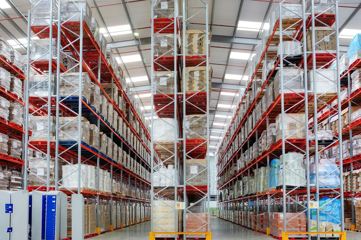 High-bay pallet racking in a distribution warehouse